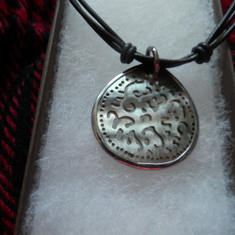 Silpada Retired Necklace Mother of Pearl